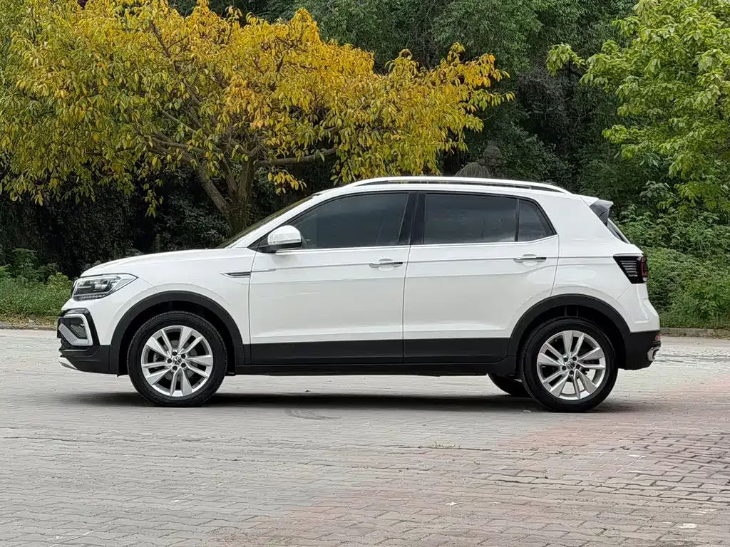 Volkswagen T-Cross — фото 9