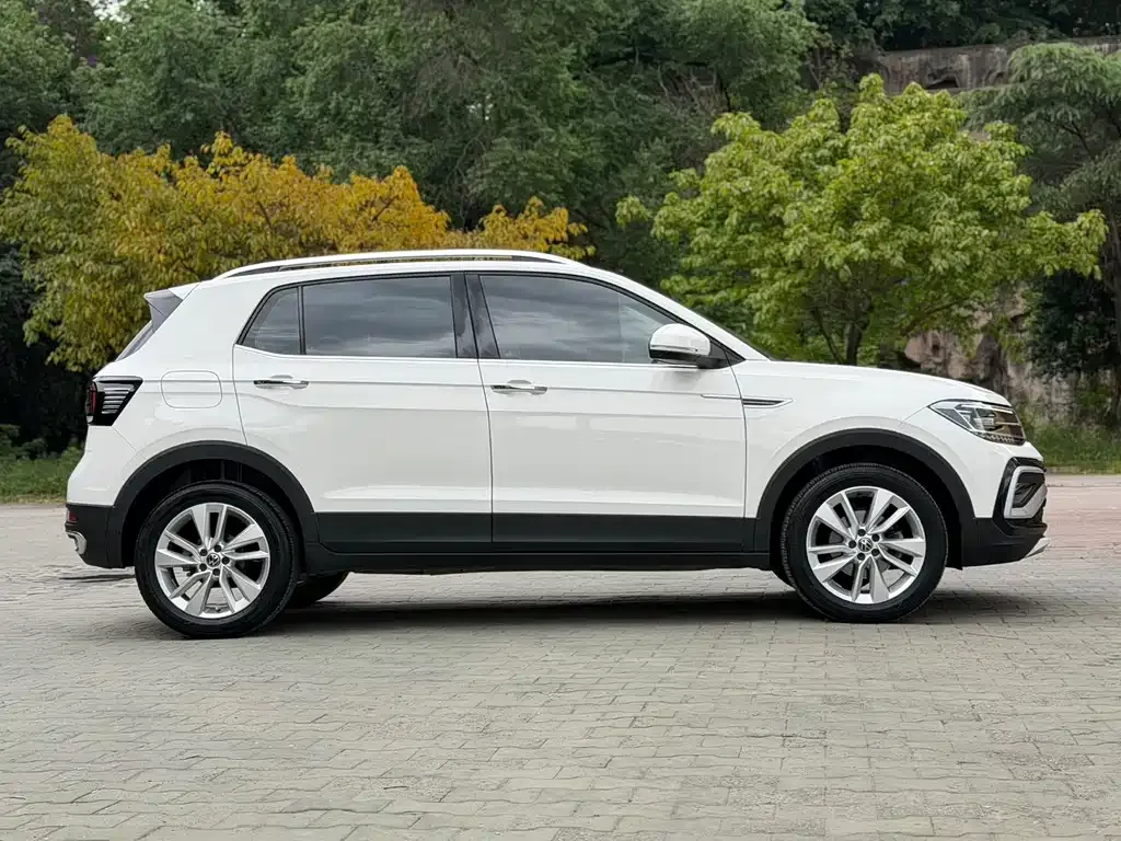 Volkswagen T-Cross — фото 7