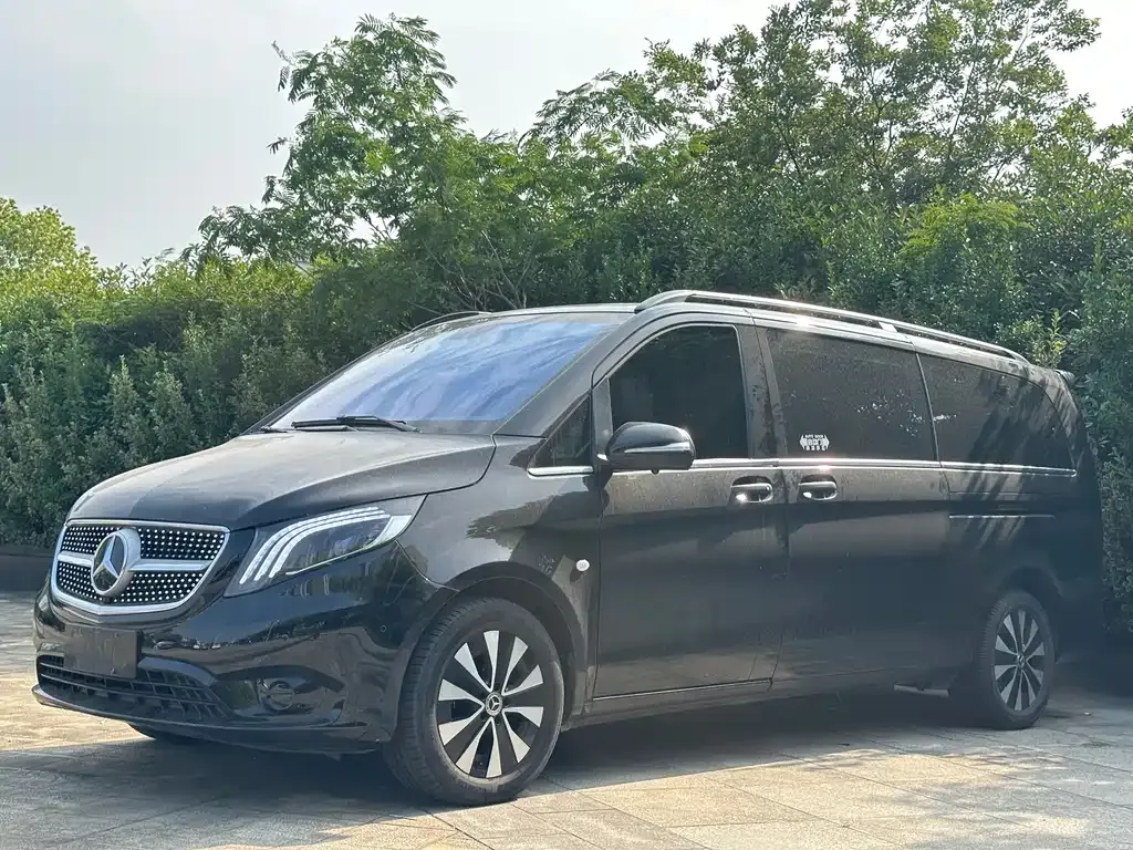 Mercedes-Benz Vito — фото 1