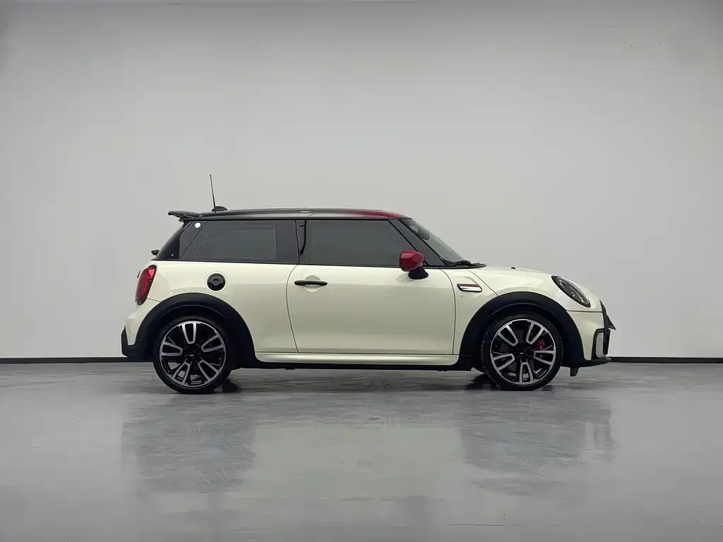 MINI JCW (John Cooper Works) — фото 6