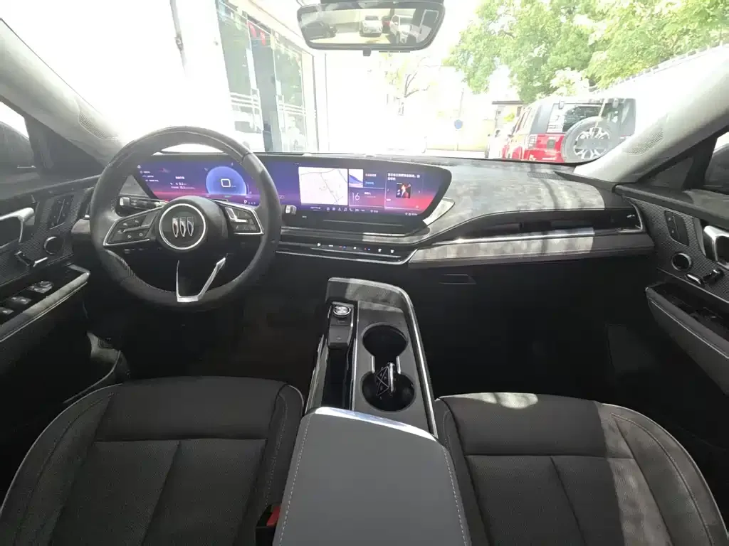Buick E5 — фото 4