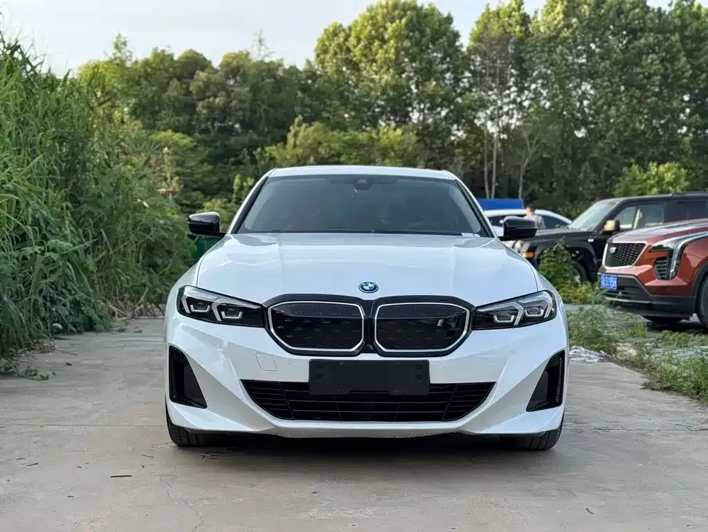 BMW i3 — фото 1