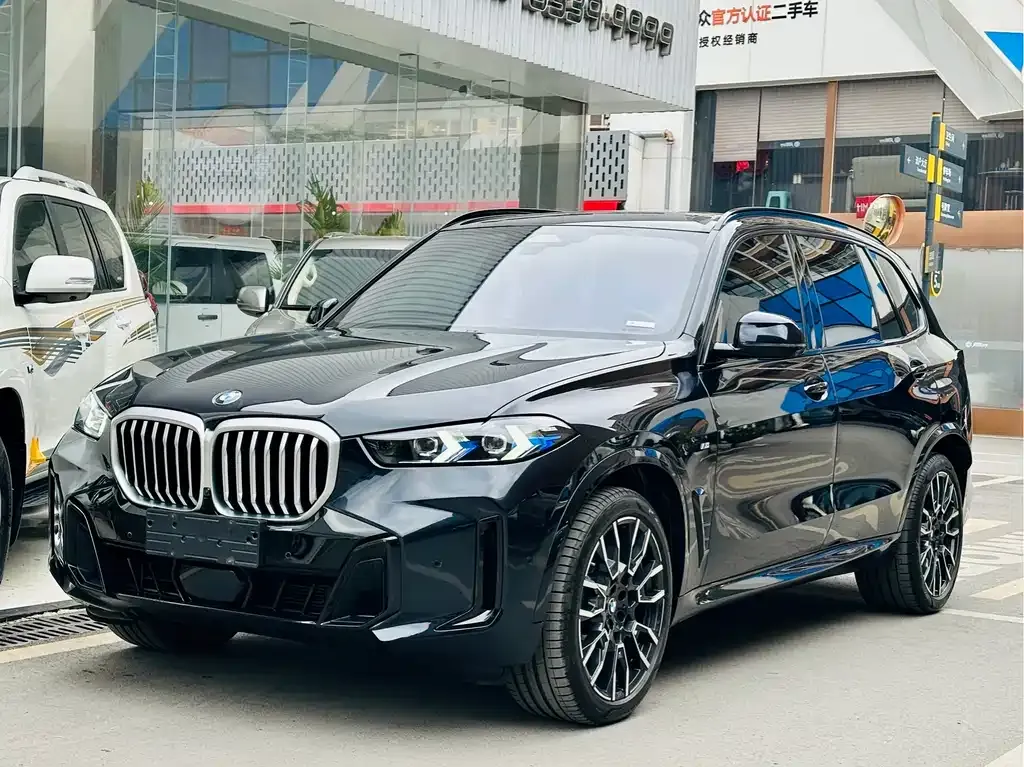BMW X5 — фото 1