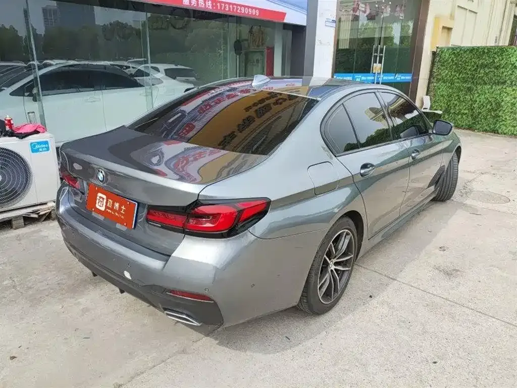 BMW 5 Series (Import) — фото 4