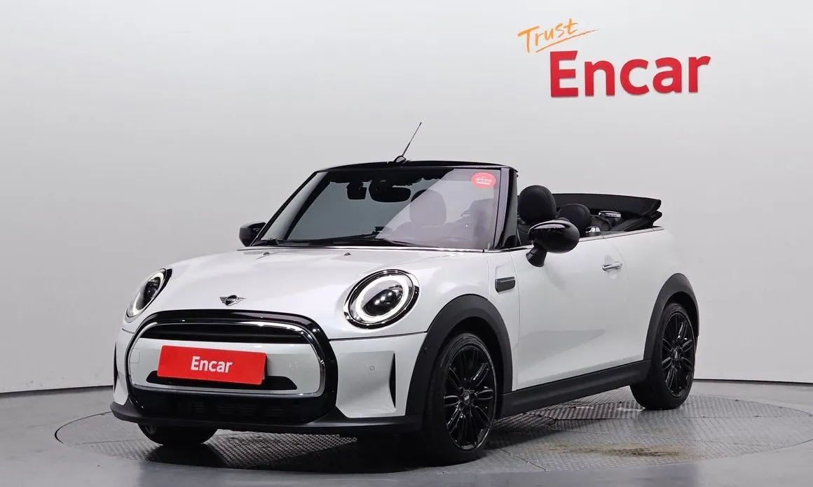 Mini Cooper Convertible — фото 1