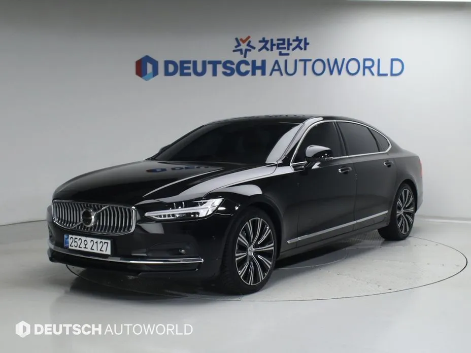 Volvo S90 — фото 1