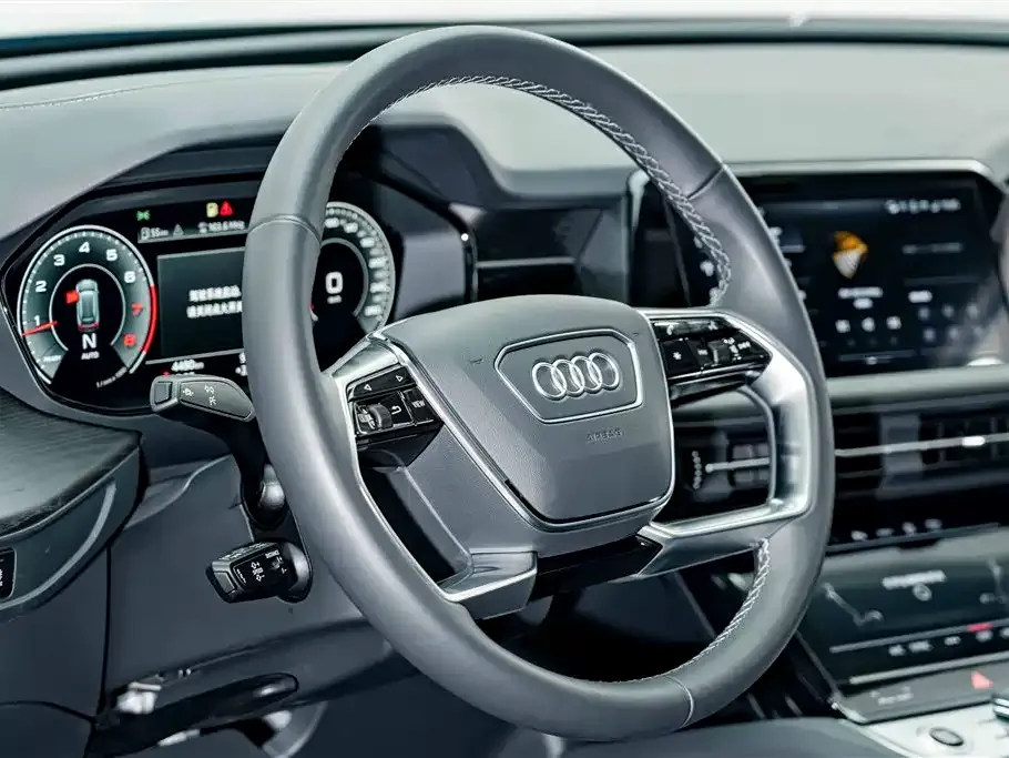 Audi Q6 — фото 5