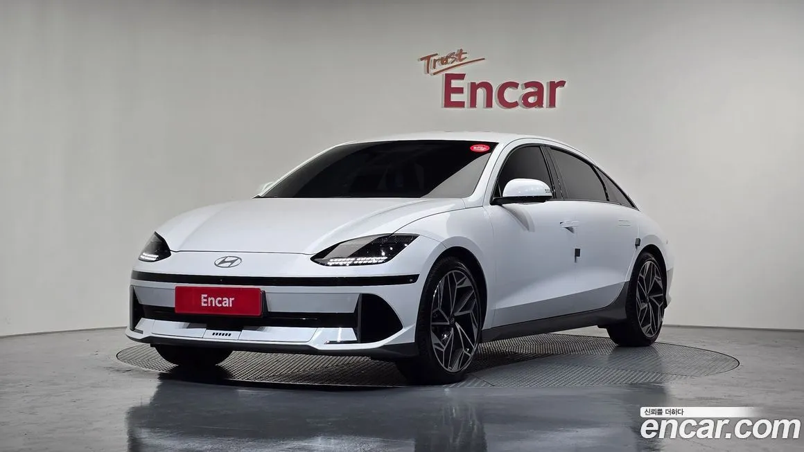 Hyundai Ioniq6 — фото 1
