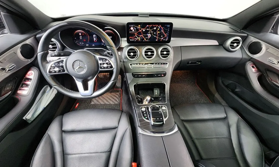 Mercedes-Benz C-Class — фото 10