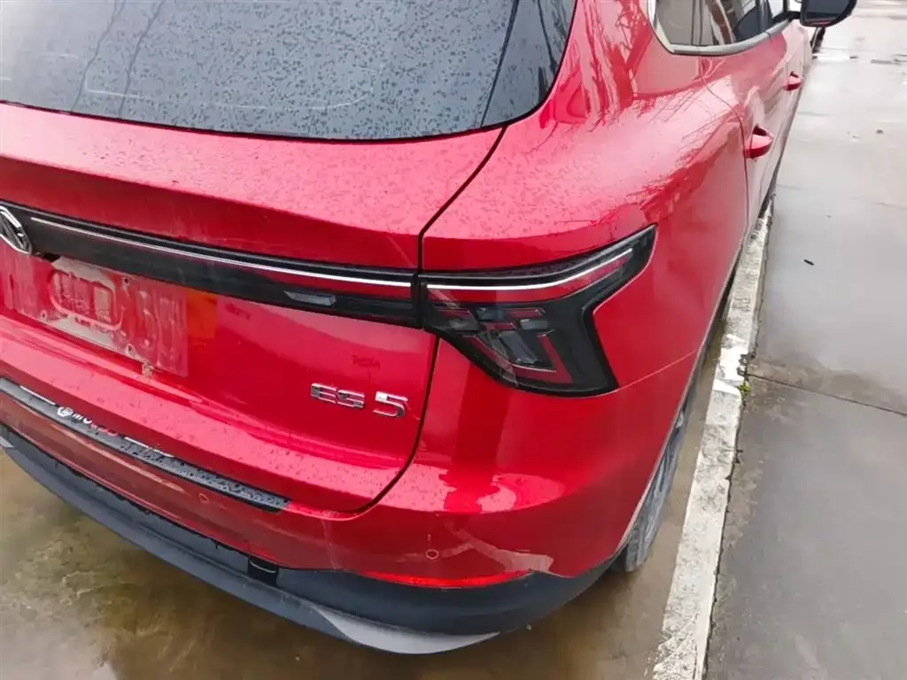 MG ES5 — фото 9