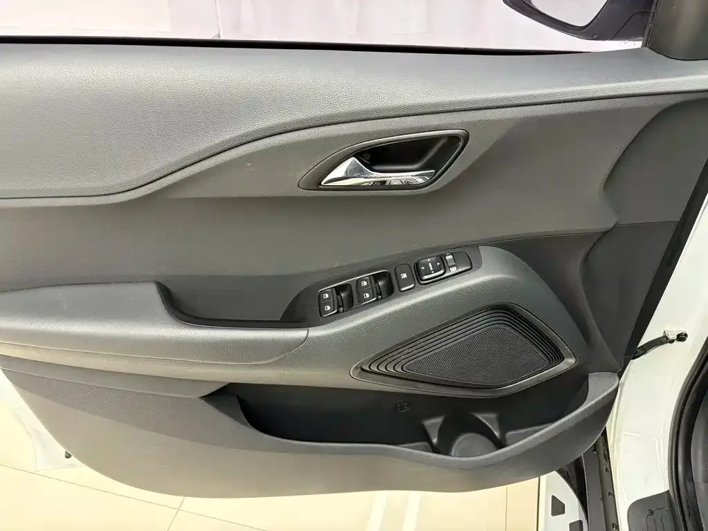 Hyundai ix35 — фото 10