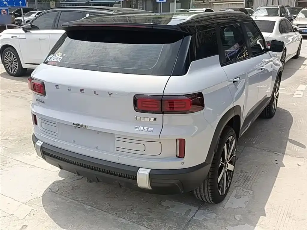 Geely Icon — фото 10