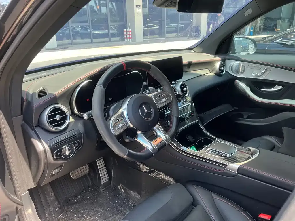 Mercedes-Benz GLC AMG — фото 5