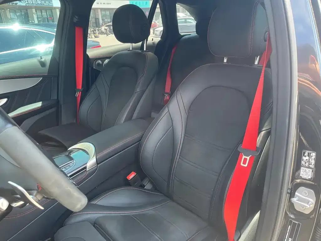Mercedes-Benz GLC AMG — фото 2