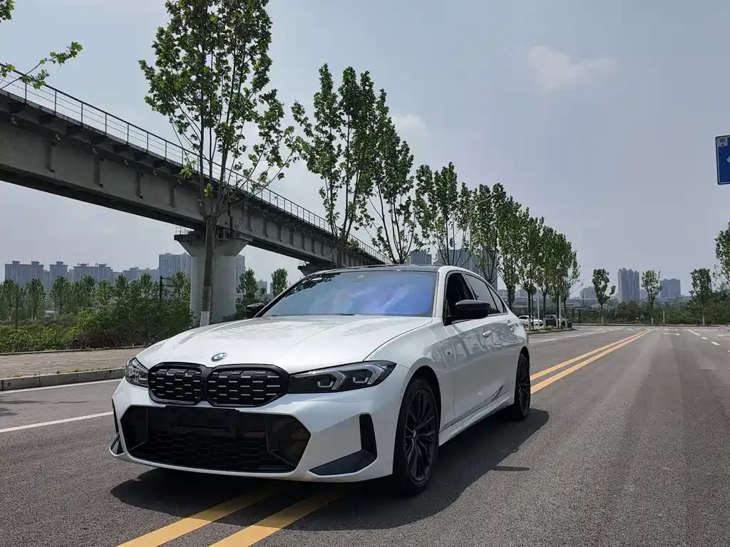 BMW 3 Series — фото 1
