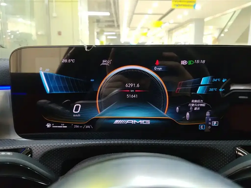 Mercedes-Benz CLA AMG — фото 5