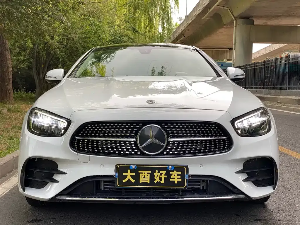 Mercedes-Benz E-Class (Import) — фото 5