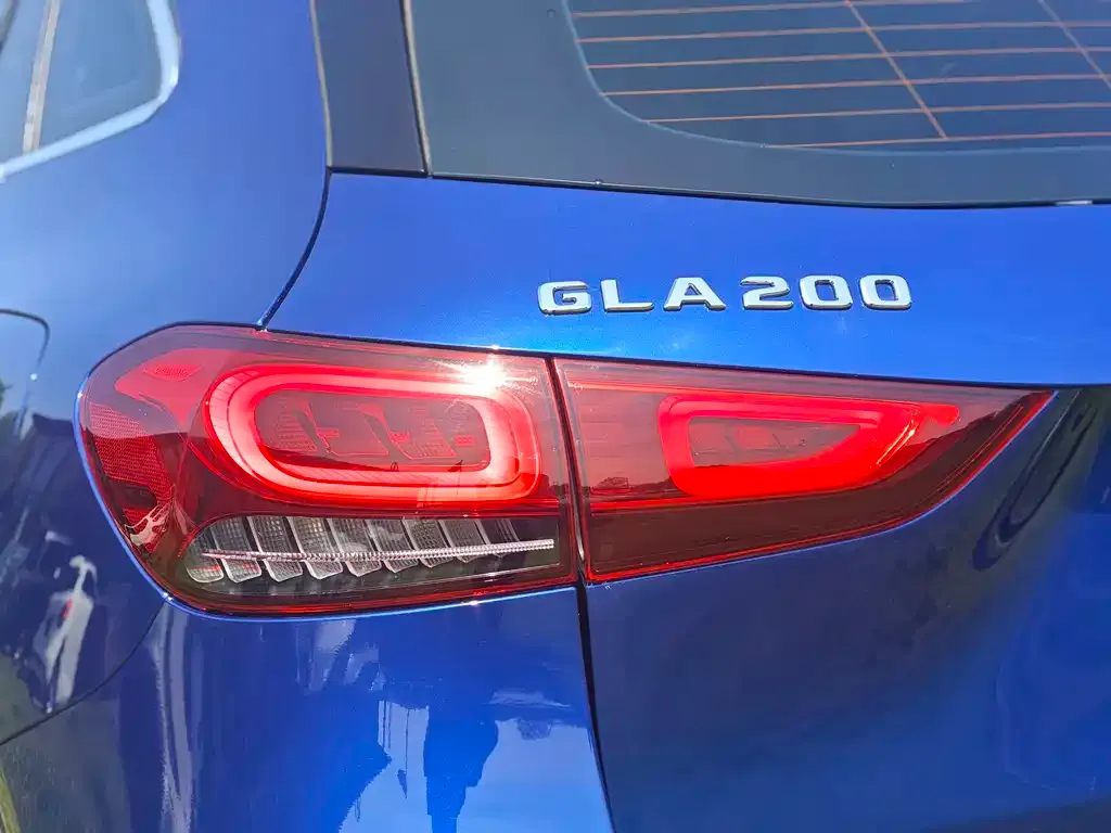 Mercedes-Benz GLA — фото 6