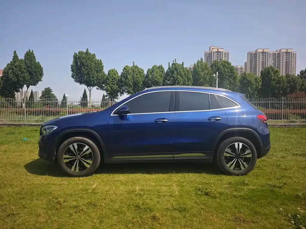 Mercedes-Benz GLA — фото 10