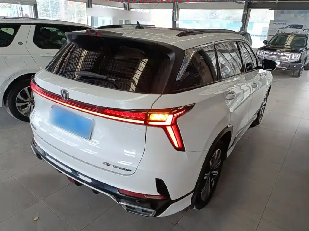 Changan CS75 PLUS — фото 4