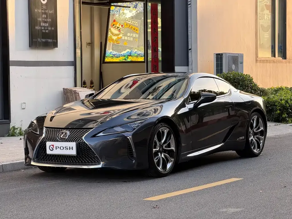 Lexus LC — фото 1