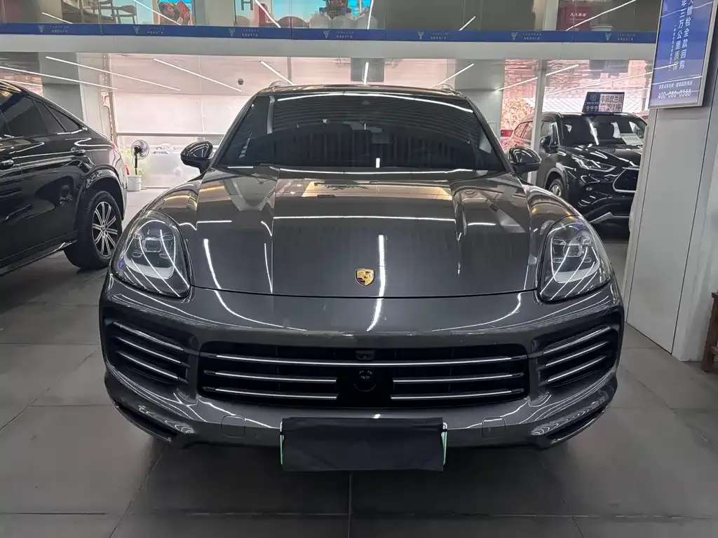 Porsche Cayenne Hybrid — фото 3