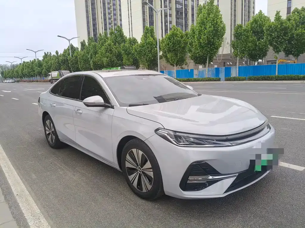 Geely Galaxy A7 — фото 10