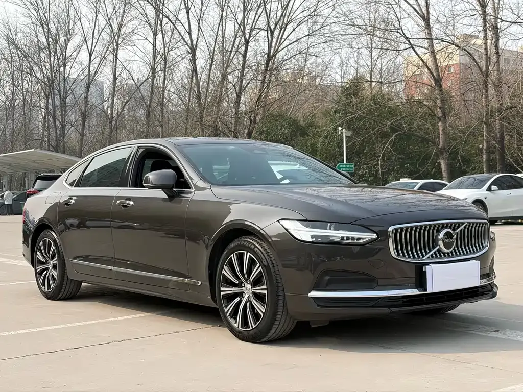 Volvo S90 — фото 7