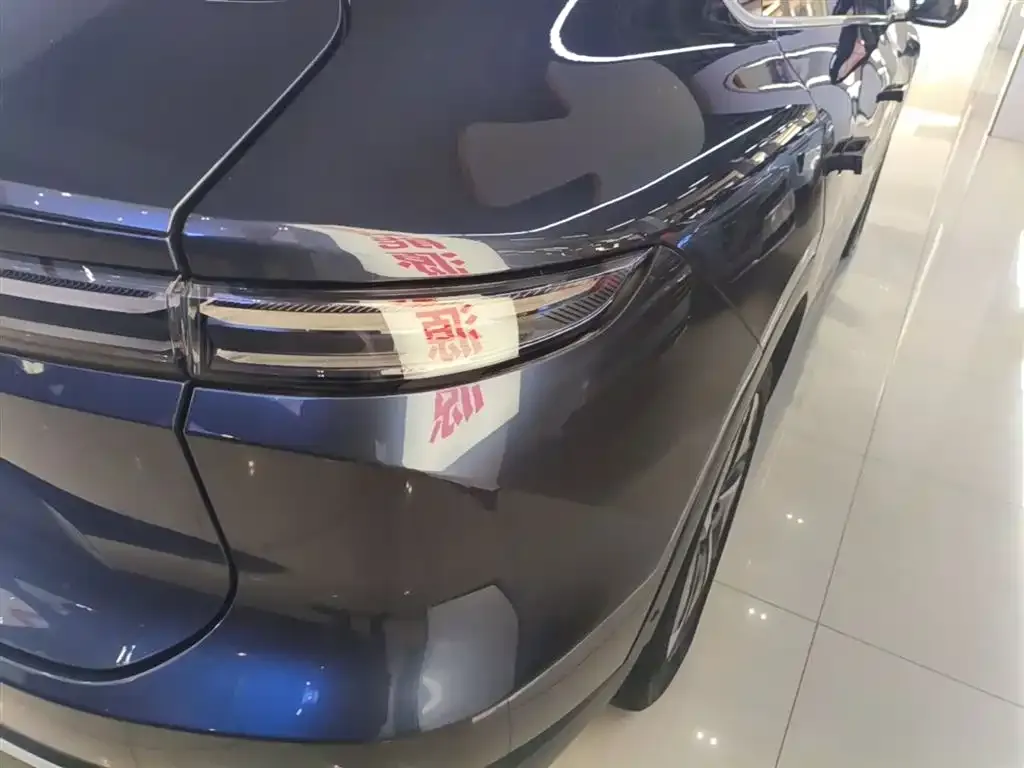 NIO EC7 — фото 10