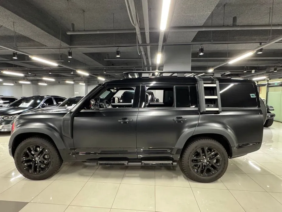 Land Rover Defender — фото 6