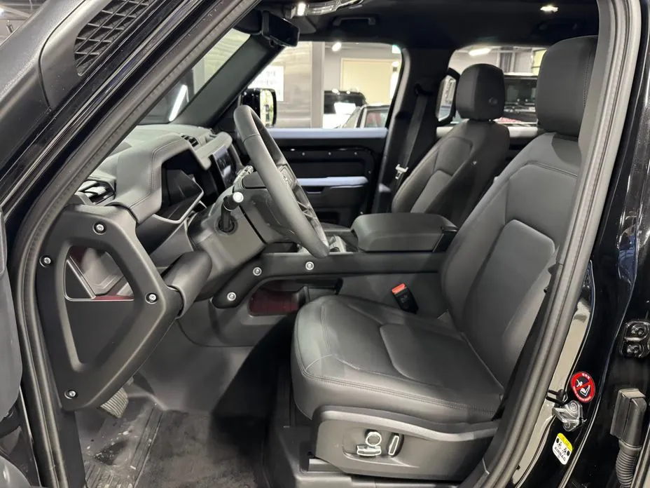 Land Rover Defender — фото 4