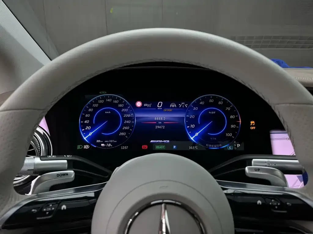 Mercedes-Benz EQS AMG — фото 3