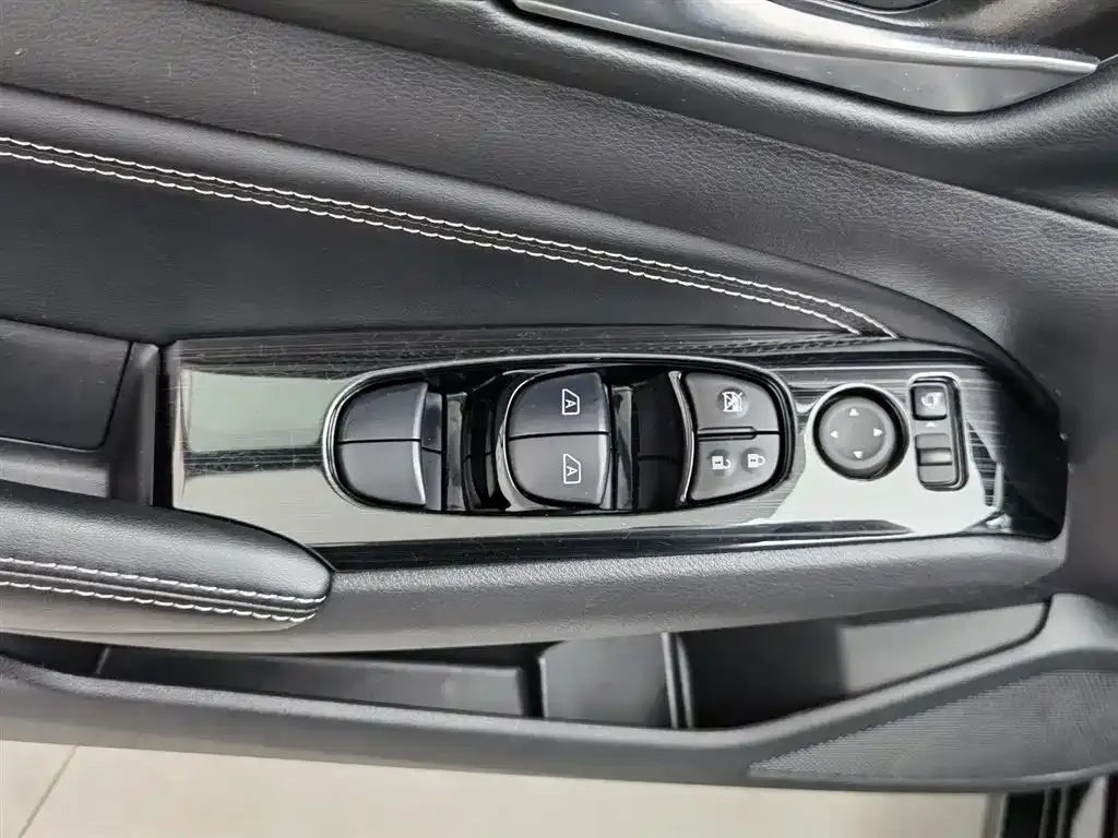 Nissan Teana — фото 10