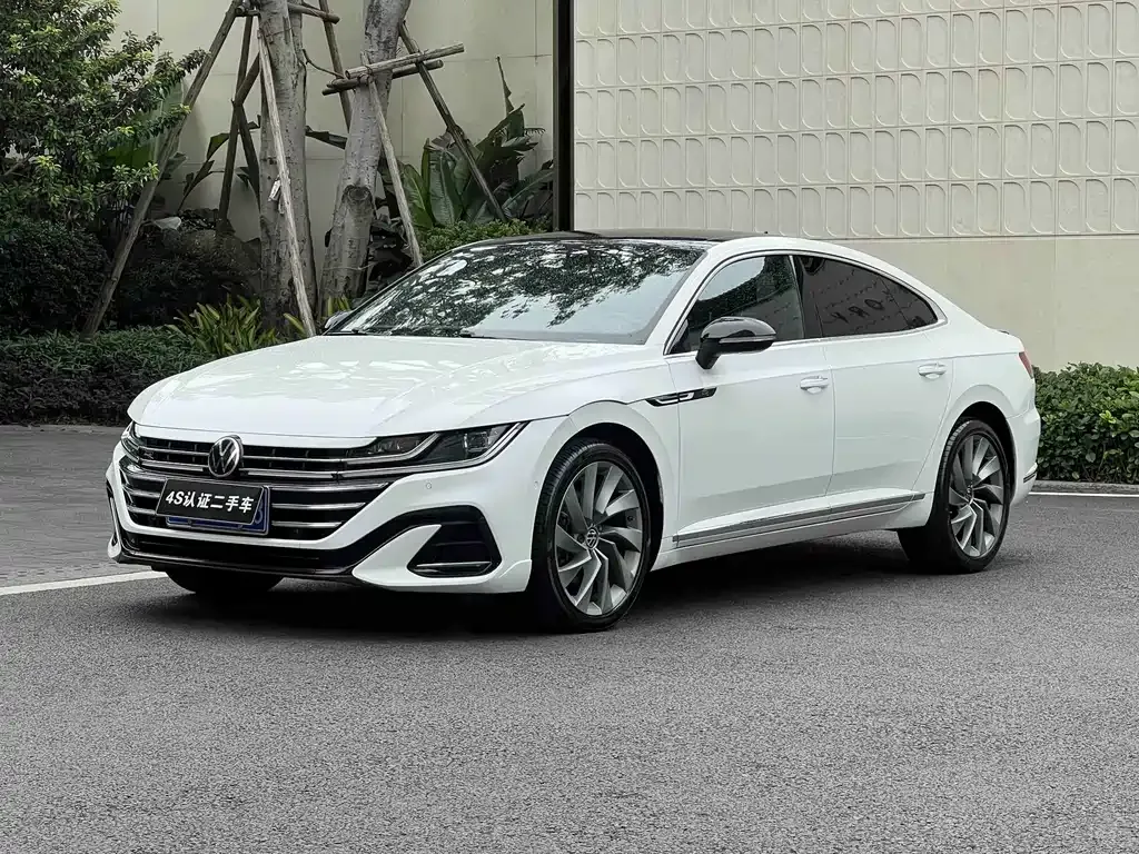 Volkswagen CC — фото 1