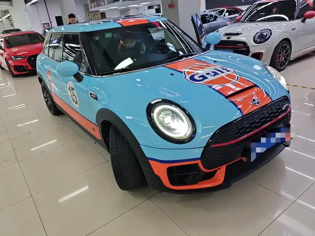 MINI Clubman JCW — фото 7