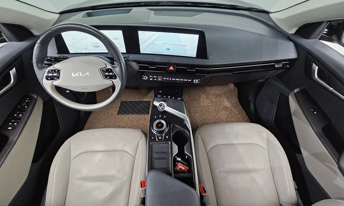 Kia EV6 — фото 10