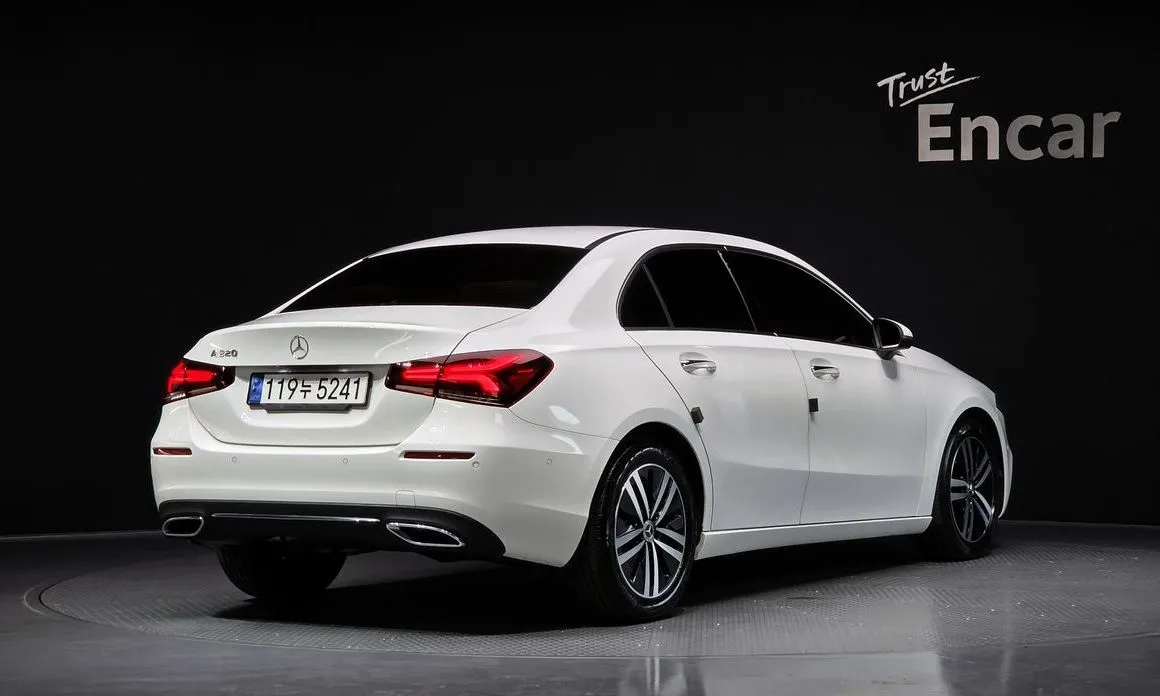 Mercedes-Benz A-Class — фото 10