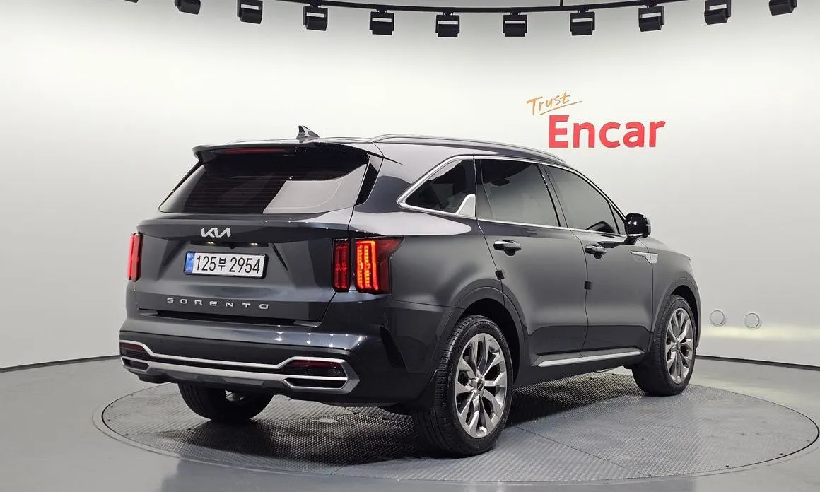 Kia Sorento — фото 5