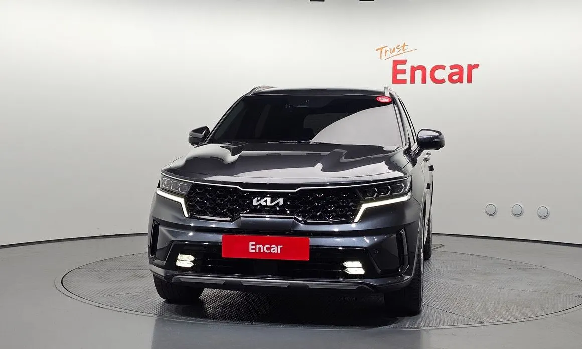 Kia Sorento — фото 10