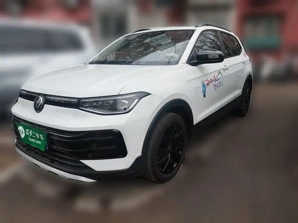 Volkswagen Tharu — фото 1