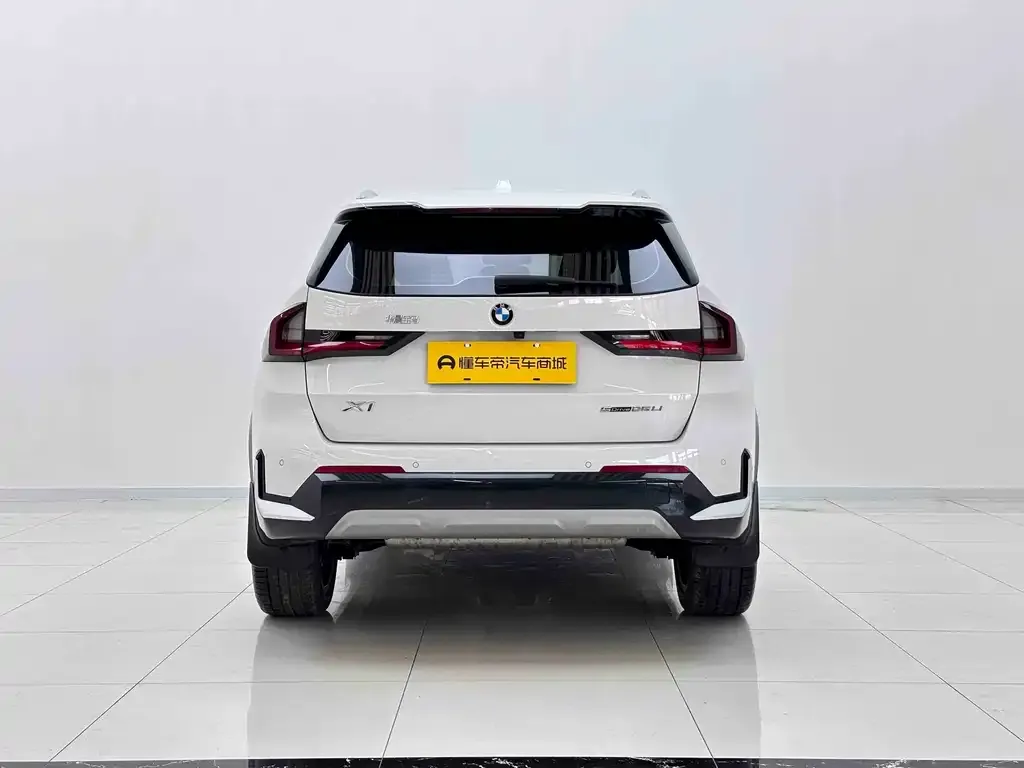 BMW X1 — фото 3