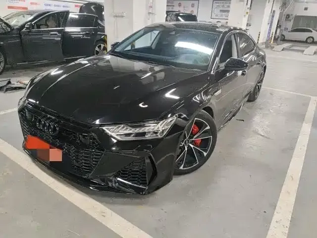Audi A7L — фото 1