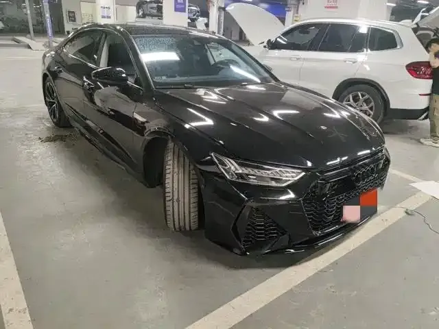 Audi A7L — фото 5