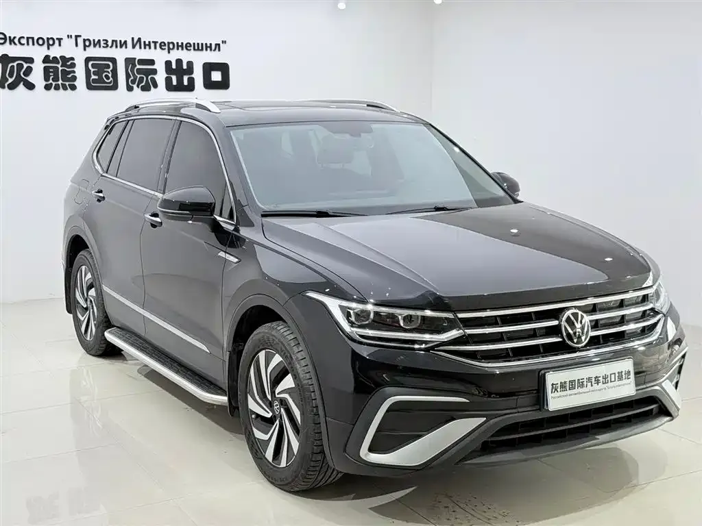 Volkswagen Tiguan L — фото 4