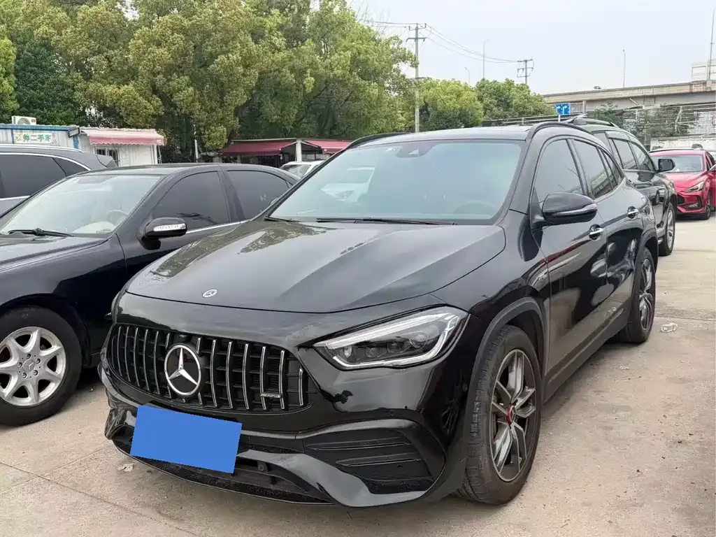 Mercedes-Benz GLA AMG — фото 1