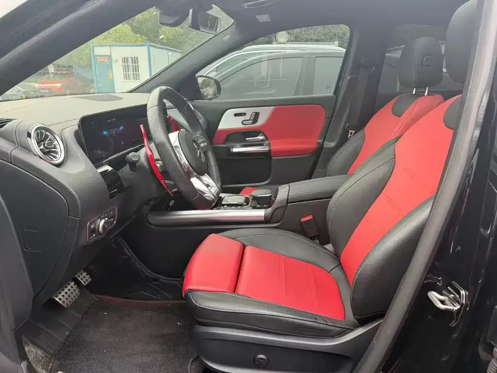 Mercedes-Benz GLA AMG — фото 6