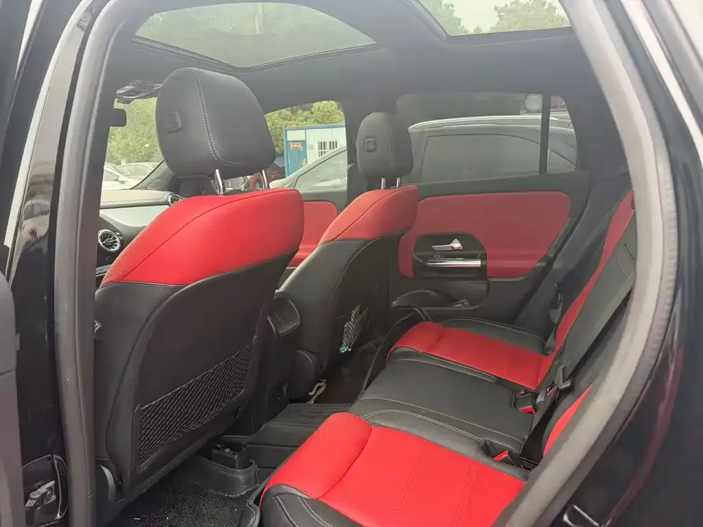 Mercedes-Benz GLA AMG — фото 5
