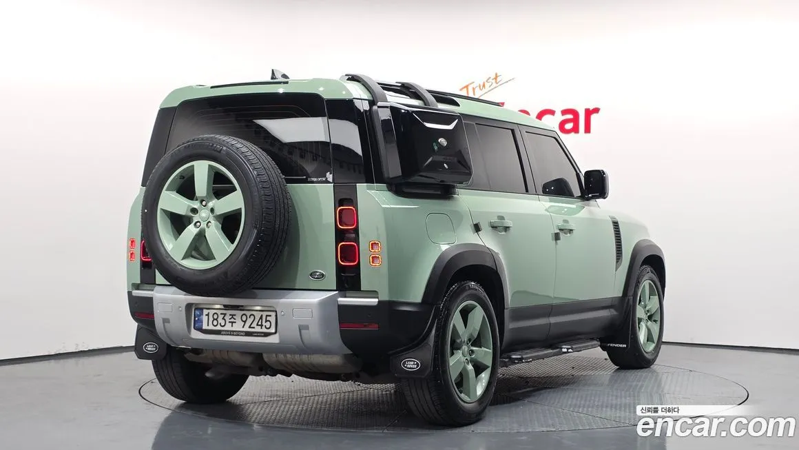Land Rover Defender — фото 5
