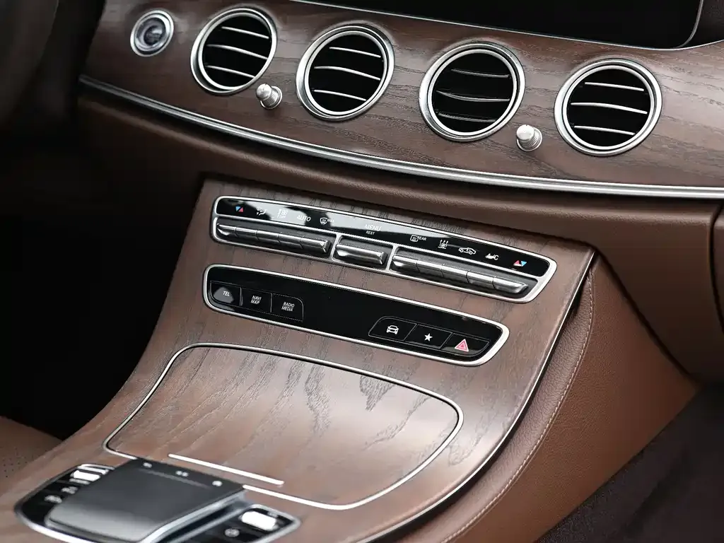Mercedes-Benz E-Class New Energy — фото 10