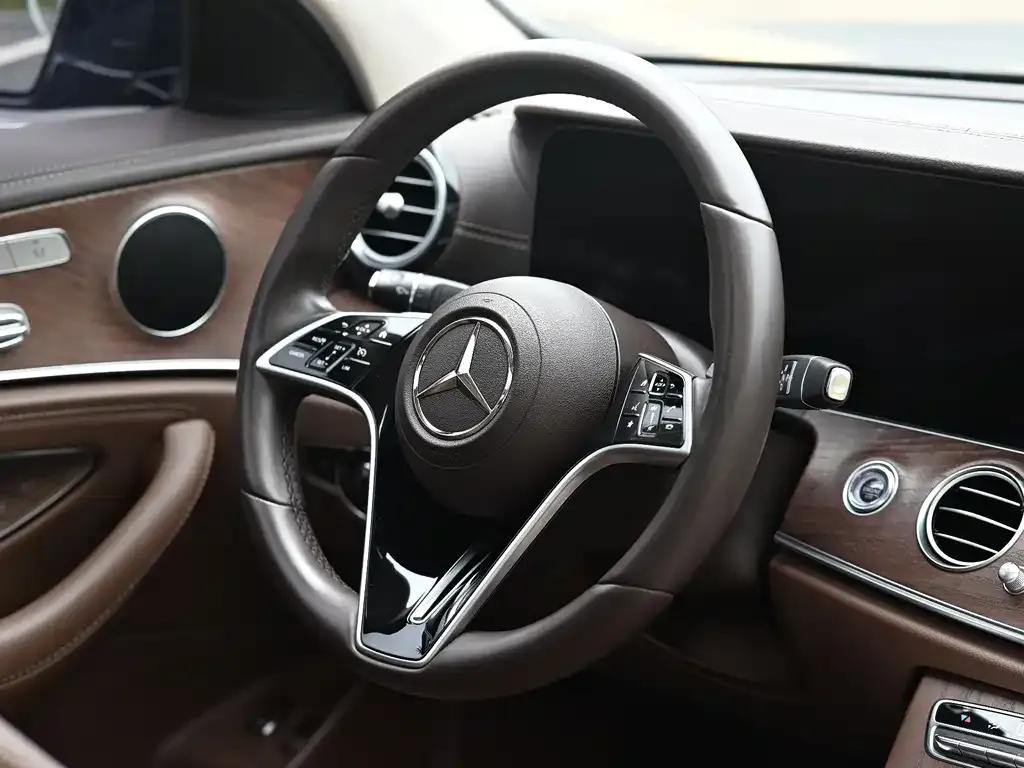 Mercedes-Benz E-Class New Energy — фото 4